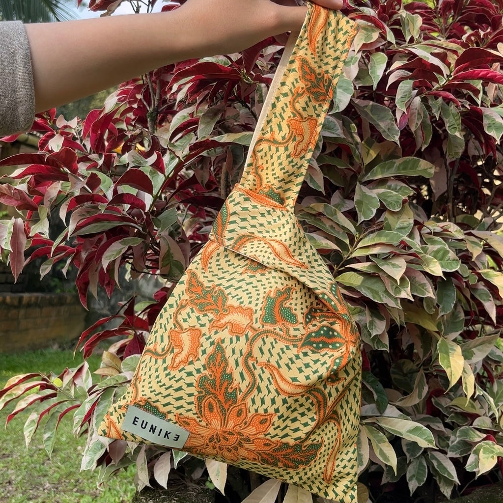 Rust Bloom Petite Knot Bag