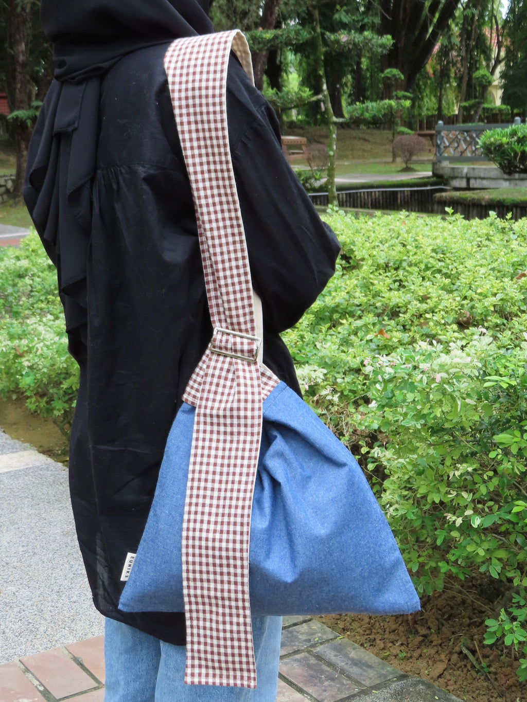 Gingham Coast Grande Knot Bag