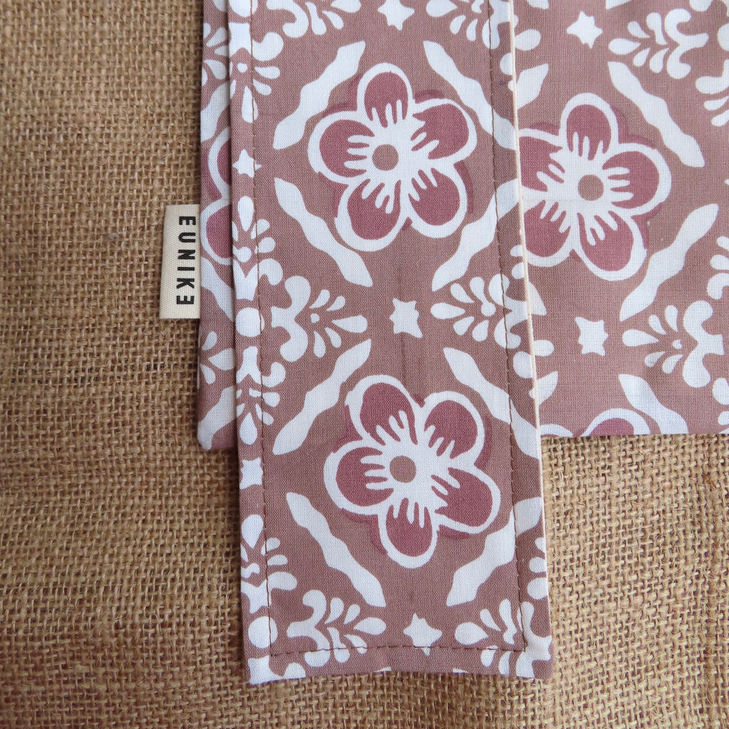 Seroja Blush Grande Knot Bag