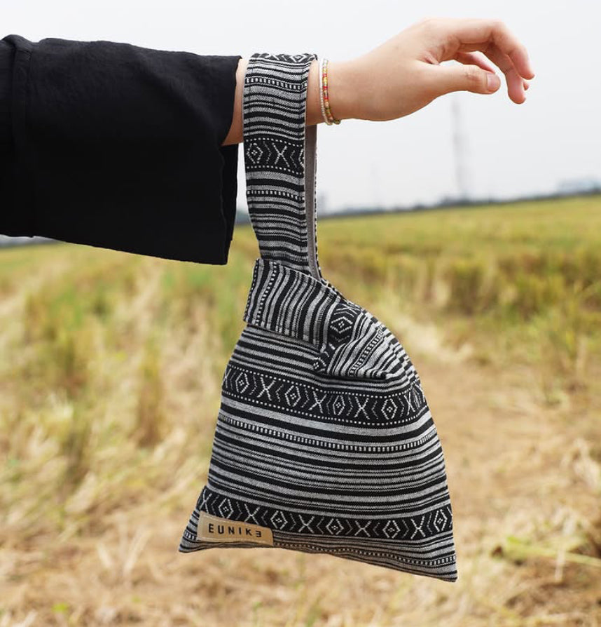 Onyx Tribal Petite Knot Bag